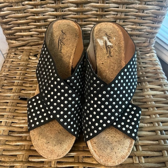 LUCKY BRAND women’s black studded Miller 2 Cork Wedge Sandals size 9 - Picture 2 of 6